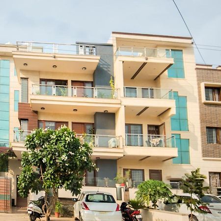 Fabhotel Mannat Residency Sec 52 Gurgaon Dış mekan fotoğraf