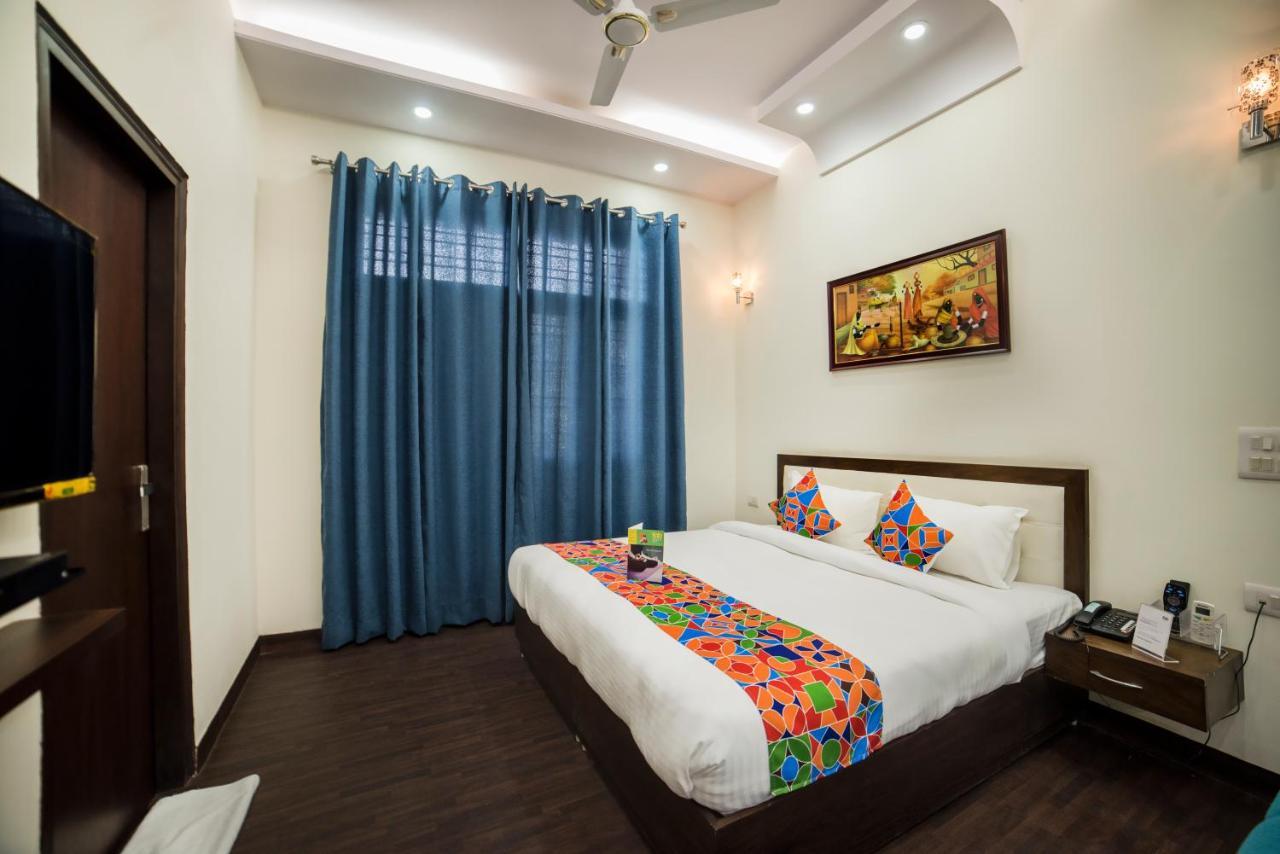 Fabhotel Mannat Residency Sec 52 Gurgaon Dış mekan fotoğraf