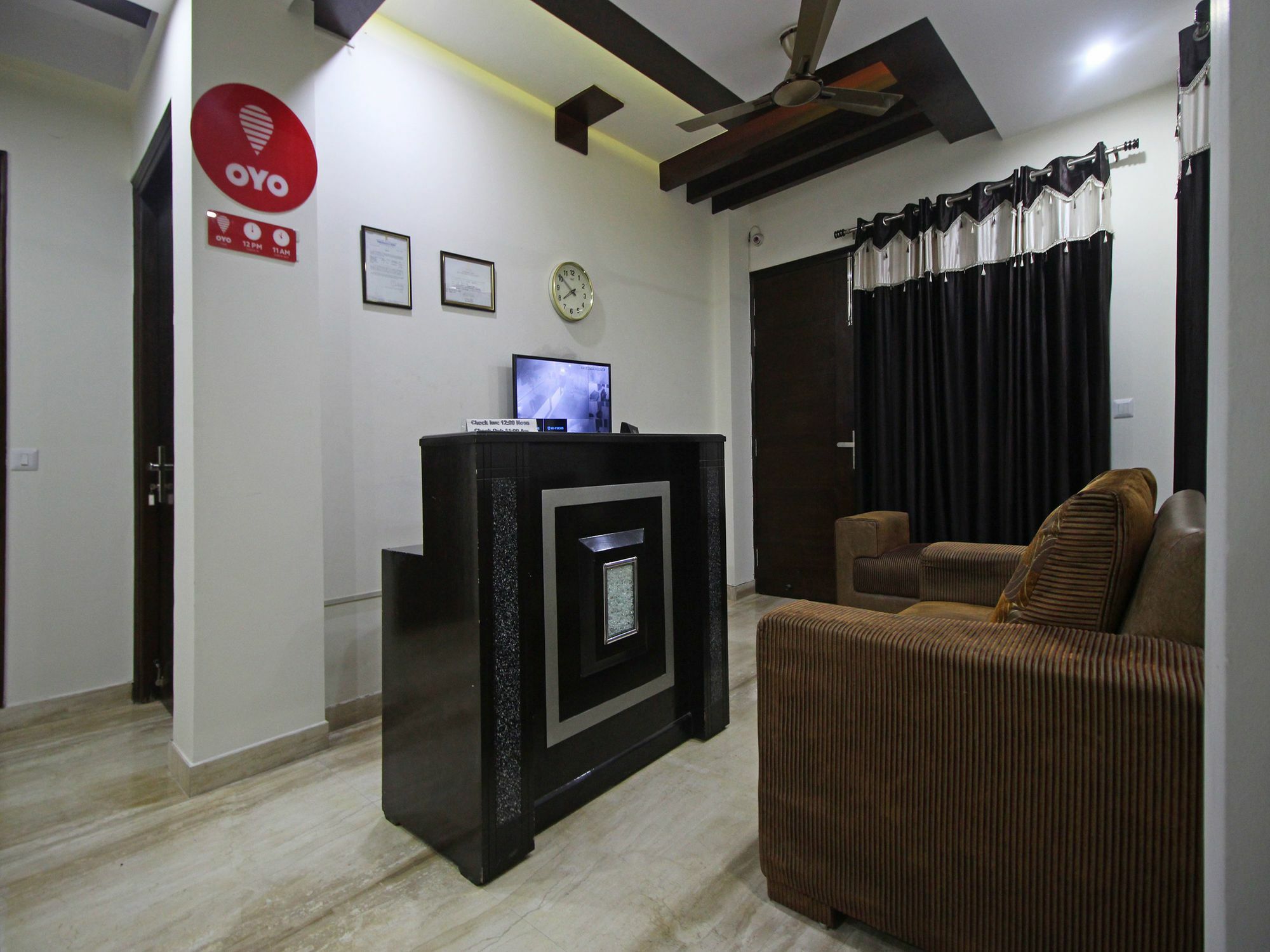 Fabhotel Mannat Residency Sec 52 Gurgaon Dış mekan fotoğraf