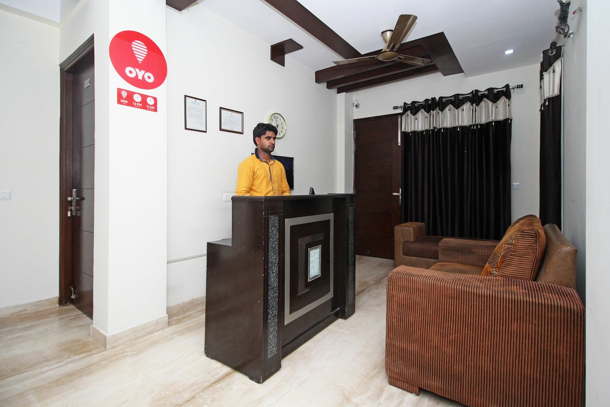 Fabhotel Mannat Residency Sec 52 Gurgaon Dış mekan fotoğraf
